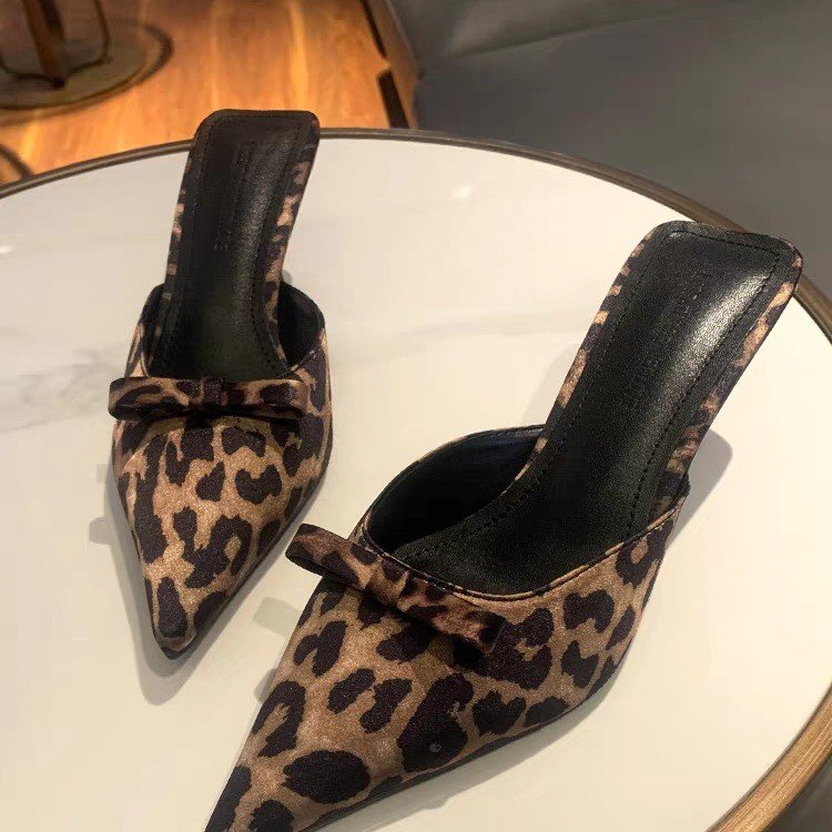 Damskie szpiczaste klapki na w – Ethnic Fashion Women recenzja i cena