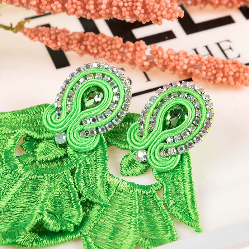 Modne damskie kolczyki, biżute – Ethnic Fashion Wear recenzja i cena